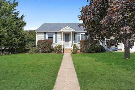 2 Thompson Ave Westerly, RI 02891