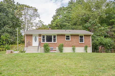 3424 Manassas Roanoke, VA 24018