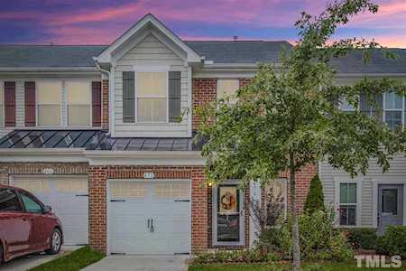 471 Panorama View Loop Cary, NC 27519