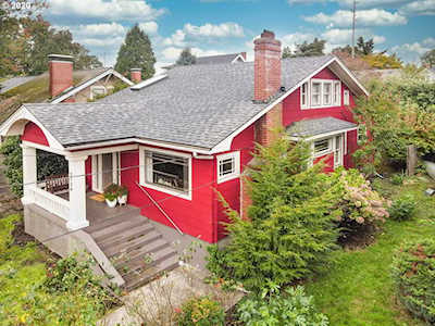 2129 SE Salmon St Portland, OR 97214