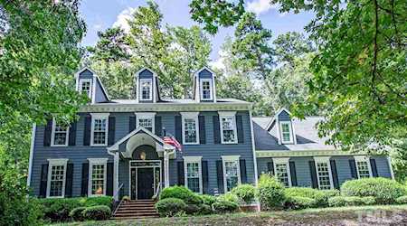 11503 South Lowell Road Bahama, NC 27503