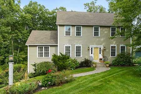 138 Winter Hill Rd. Holden, MA 01520
