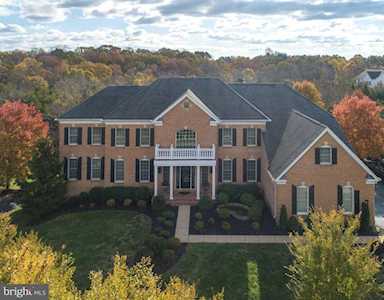 5413 Fishers Hill Way Haymarket, VA 20169