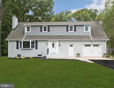 3089 Jenkins Ln Indian Head, MD 20640
