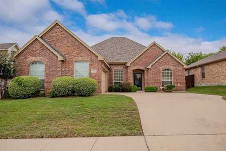 779 Peach Lane Burleson, TX 76028