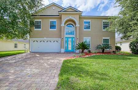 3087 Wandering Oaks Dr Orange Park, FL 32065