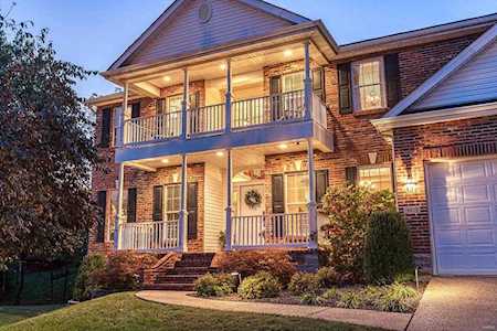 4219 Georgian Oaks Ct St Charles, MO 63304