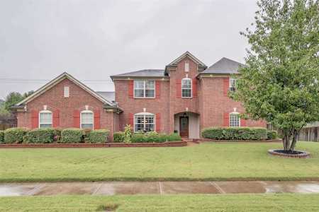 5137 Featherbend Ln Bartlett, TN 38002