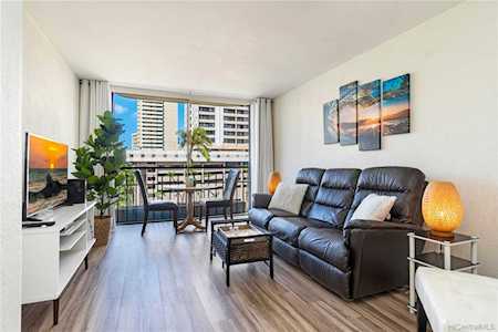 440 Seaside Avenue #505 Honolulu, HI 96815
