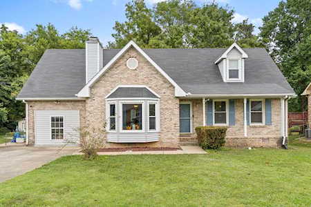 719 Cayce Dr Clarksville, TN 37042