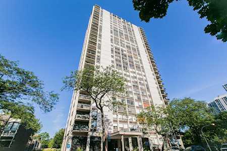 1355 N Sandburg Terrace #2609D Chicago, IL 60610