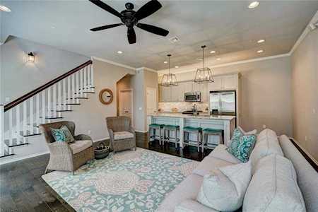 648 Outer Banks Way Edmond, OK 73034