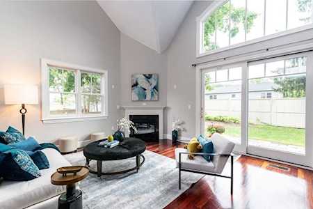 41 Courtyard Pl #41 Lexington, MA 02420
