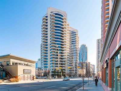 1088 6 Ave SW #1702 Calgary, AB T2P 5N3