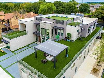 2103 N Carroll Avenue Southlake, TX 76092