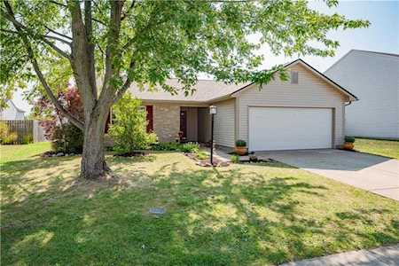 18084 Sanibel Circle Westfield, IN 46062