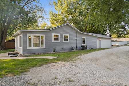 17481 Merril Dr Hudson, IL 61748