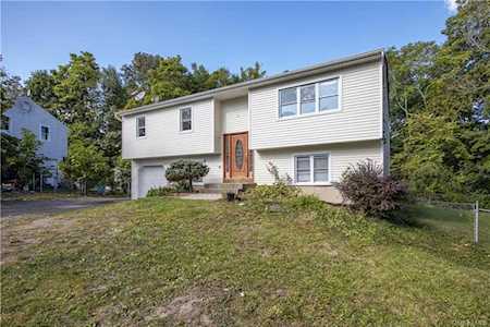 57 Spring Brook Road Clarkstown, NY 10954