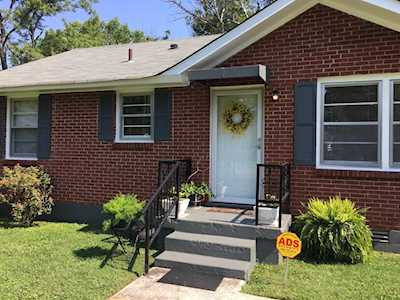 1907 Meadowgreen Dr Murfreesboro, TN 37130