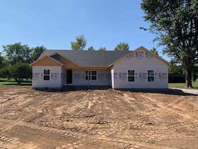 69 Price Road Auburn, KY 42206