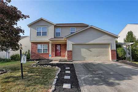 3235 Creekshore Drive Indianapolis, IN 46268