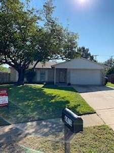 6413 Wakefield Road North Richland Hills, TX 76182