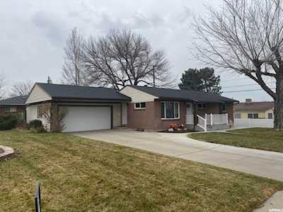 6200 S Longview E Dr Salt Lake City, UT 84107