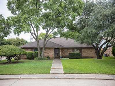 681 Hillside Drive Cedar Hill, TX 75104