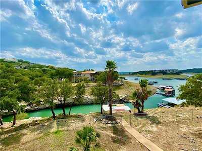3901 Lake Park CV Lago Vista, TX 78645