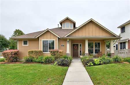 1111 Sanders Kyle, TX 78640