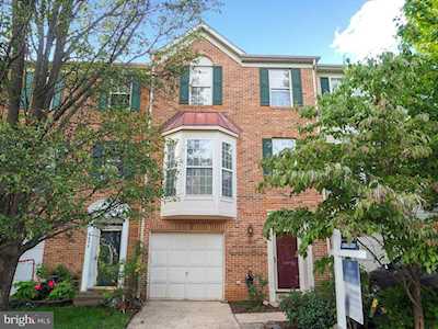 6994 Manahoac Place Gainesville, VA 20155