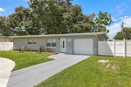 8756 Quail Rd Seminole, FL 33777