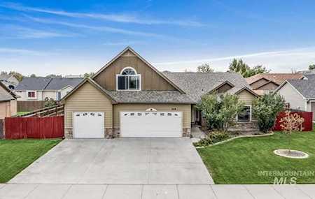 519 E Wild Jasmine Kuna, ID 83634
