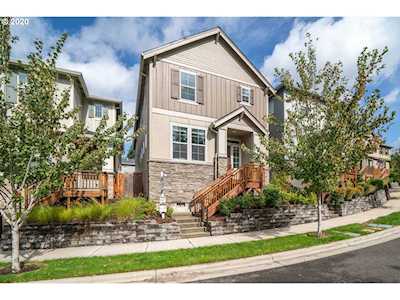 9369 SW Chopin Ln Portland, OR 97225