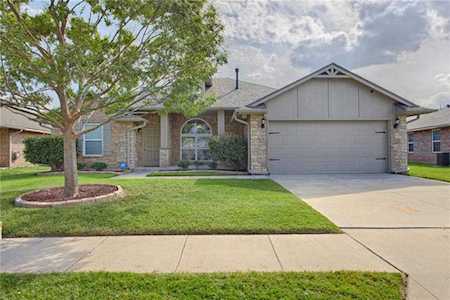 2188 Melody Dr Edmond, OK 73012