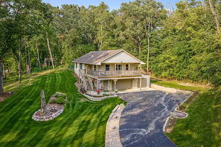 248 Melody Ln Carpentersville, IL 60110
