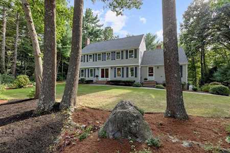 235 Raleigh Tavern Lane North Andover, MA 01845