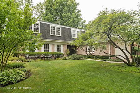711 E Appletree Ln Arlington Heights, IL 60004