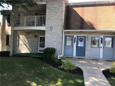 2602 Rolling Green Dr Macungie, PA 18062