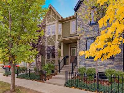 5 Lewis Mackenzie Place SW Calgary, AB T3E 7R4