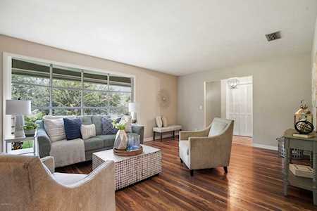 1987 Woodleigh Dr Jacksonville, FL 32211