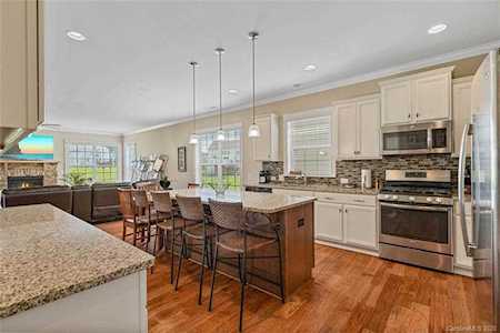 604 Brookhaven Dr Fort Mill, SC 29708