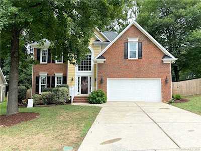 8100 Forest Shadow Circle Cornelius, NC 28031