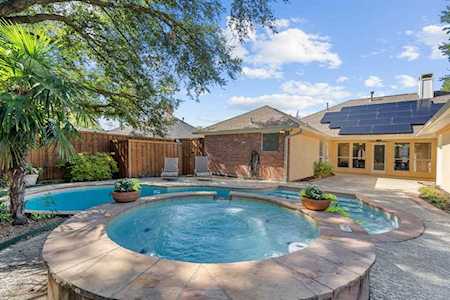 1221 Broken Arrow Trail Carrollton, TX 75007