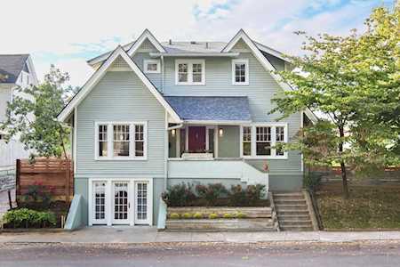 1653 Beechwood Ave Louisville, KY 40204