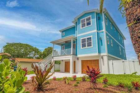 371 12th Ave Indian Rocks Beach, FL 33785