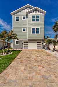 14839 N Bayshore Dr Madeira Beach, FL 33708