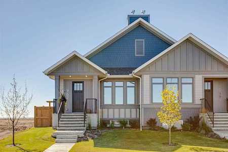 762 Mahogany Rd SE Calgary, AB T3M 2Z5