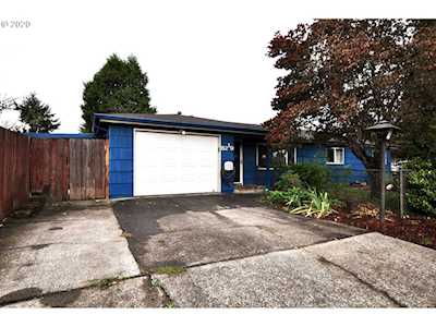 8219 SE 70th Ave Portland, OR 97206