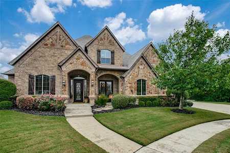 8109 Camino Drive North Richland Hills, TX 76182